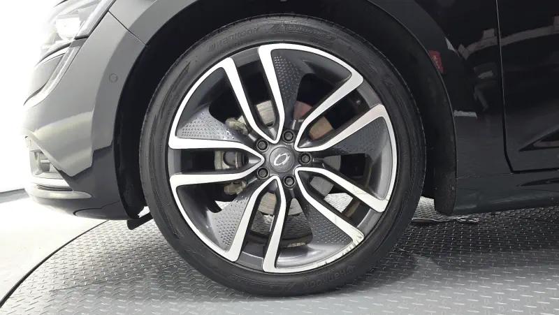Renault Samsung SM6