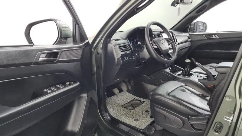 SsangYong Rexton Sports