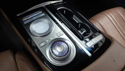 Genesis Electrified G80