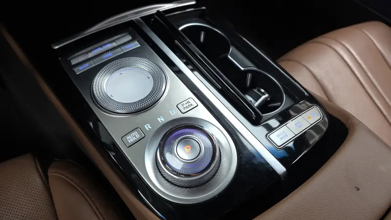 Genesis Electrified G80