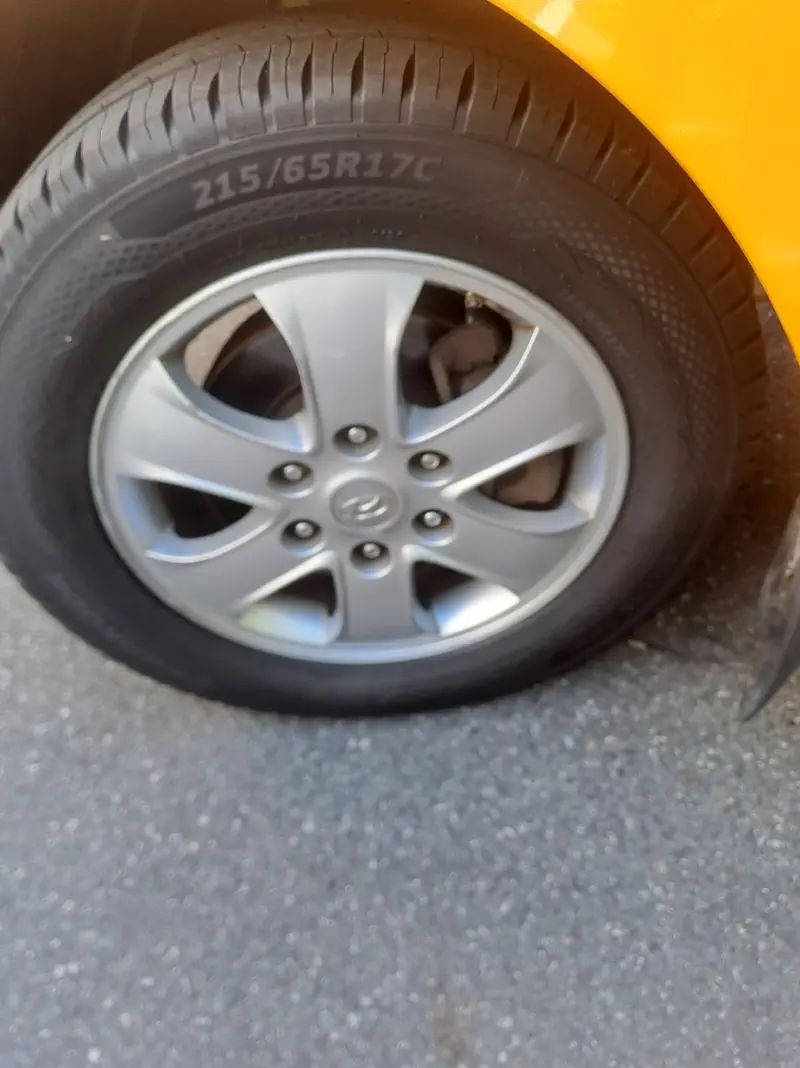 Hyundai Grand Starex
