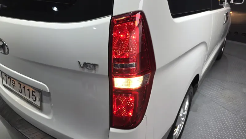 Hyundai Grand Starex