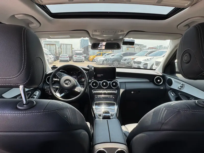 Mercedes-Benz C-Class