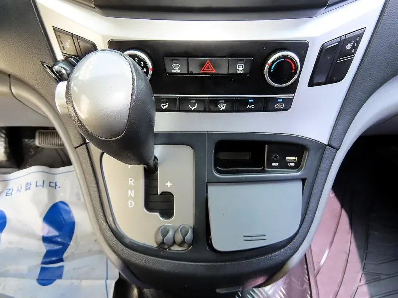 Hyundai Grand Starex