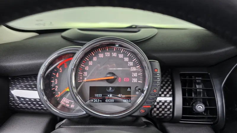 MINI Hatch