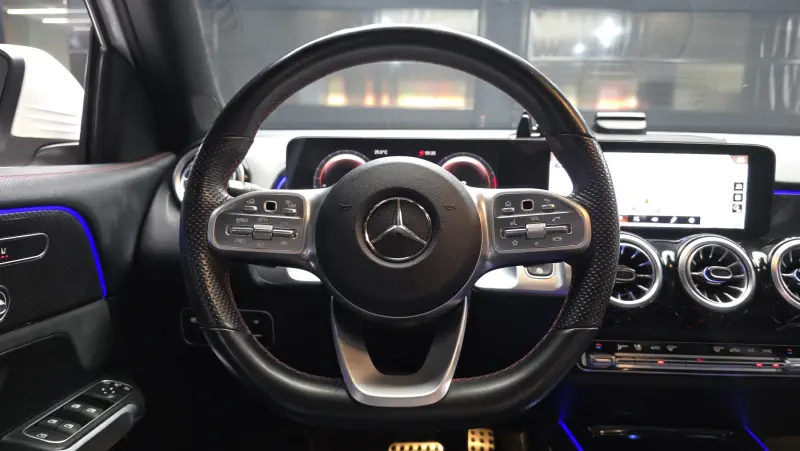 Mercedes-Benz GLB-Class