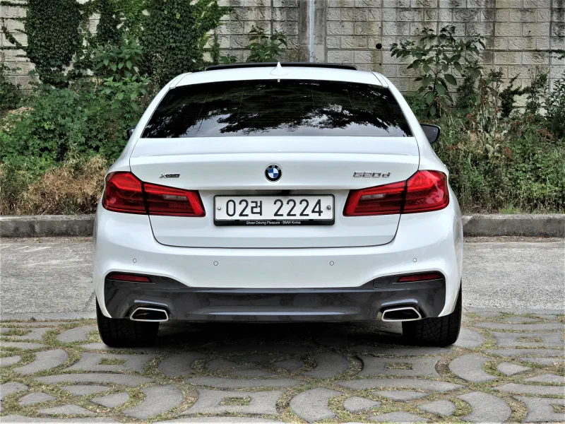 BMW 5-Series