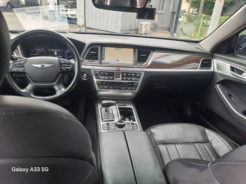 Genesis G80