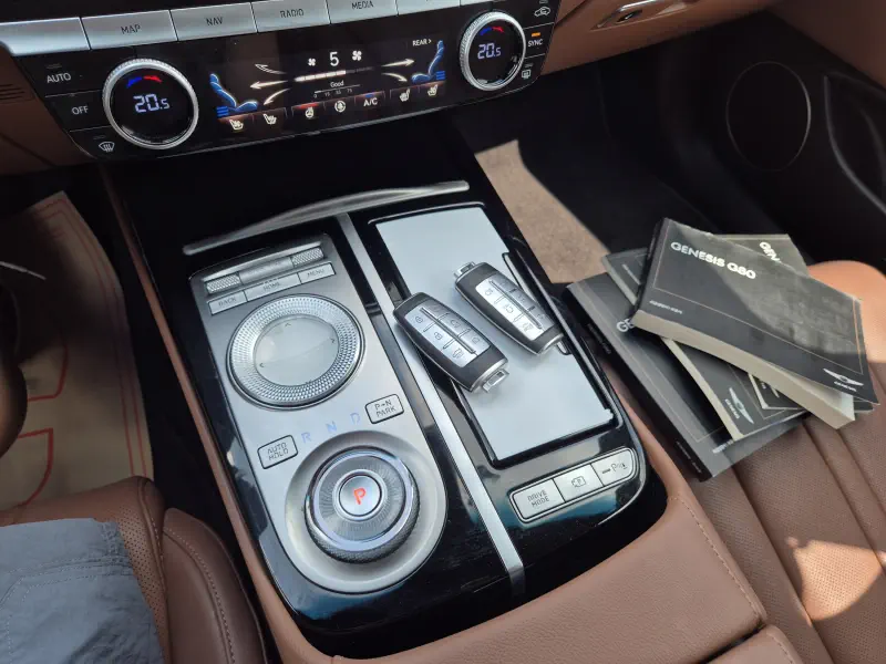 Genesis G80