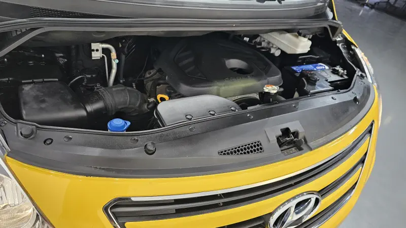 Hyundai Grand Starex
