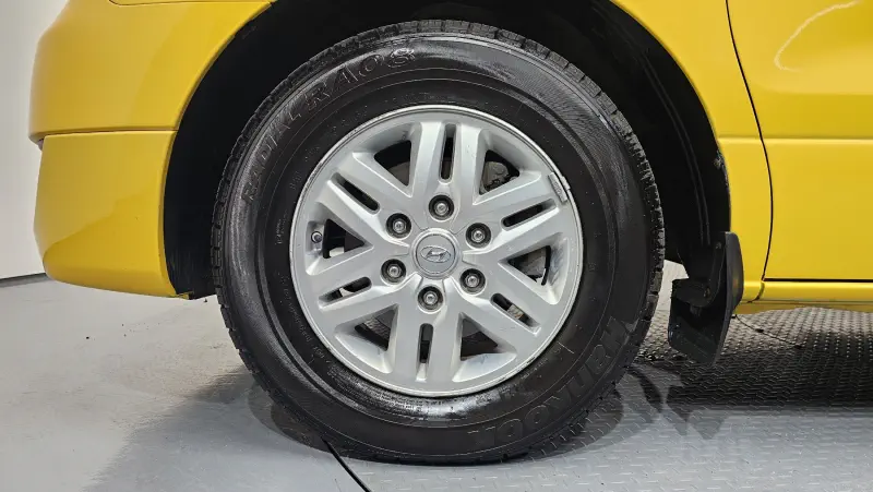 Hyundai Grand Starex