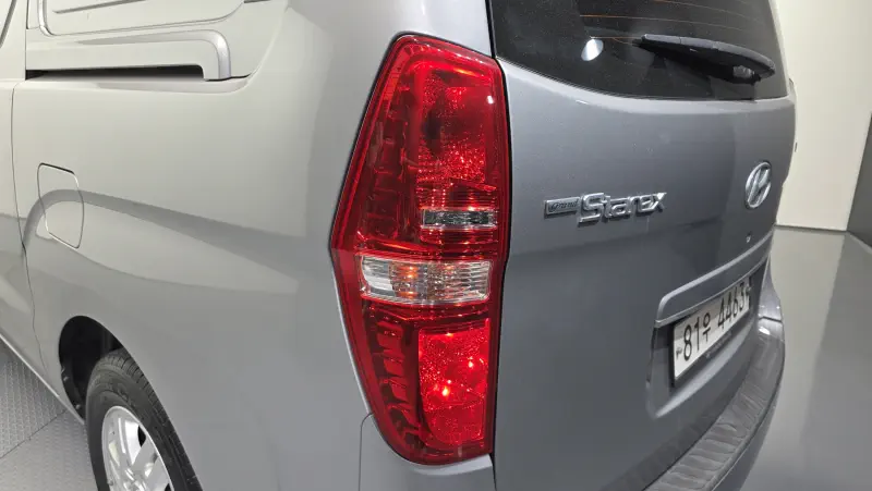 Hyundai Grand Starex