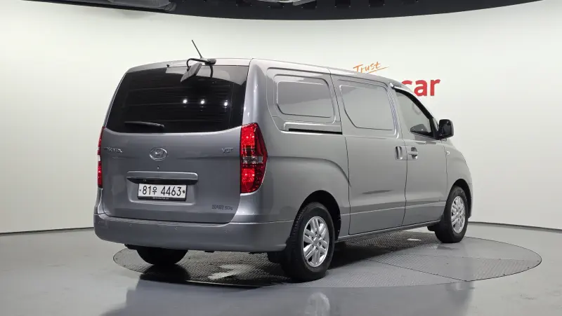 Hyundai Grand Starex