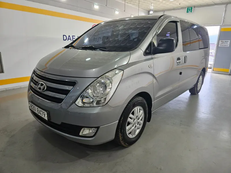 Hyundai Grand Starex