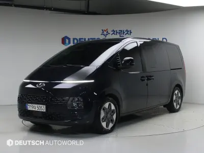 Hyundai Staria
