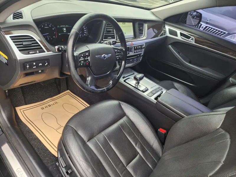 Genesis G80