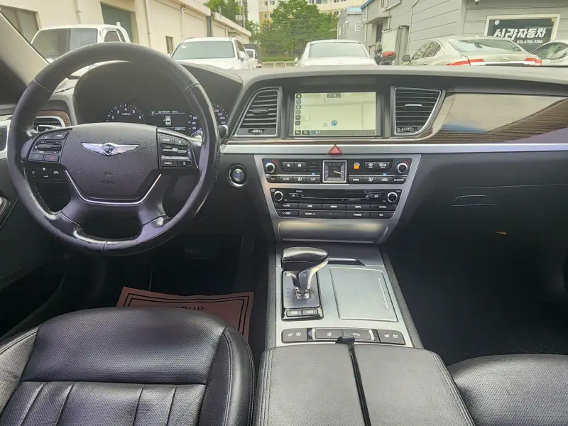 Genesis G80