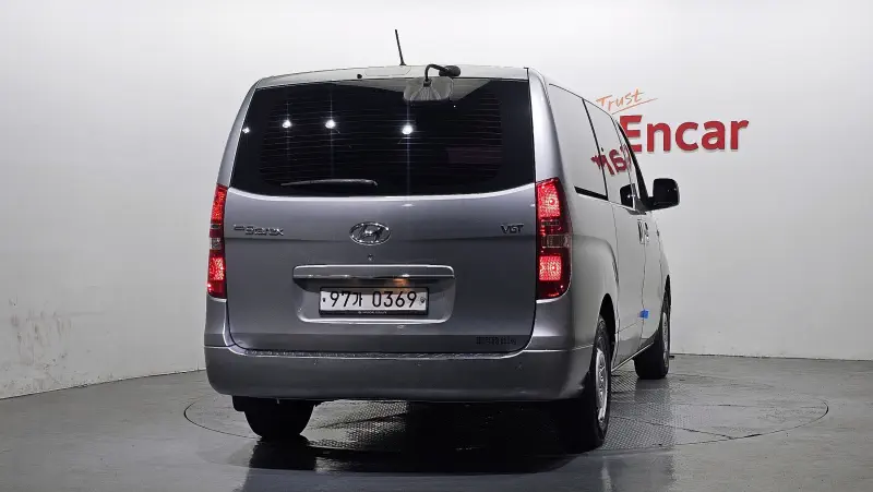 Hyundai Grand Starex