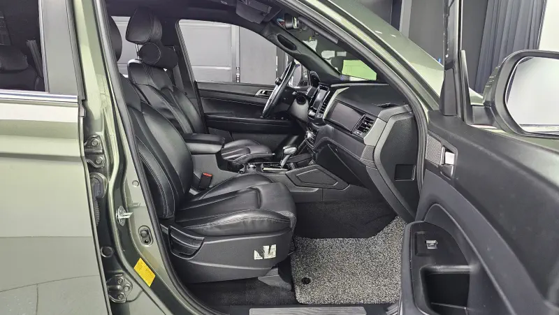 SsangYong Rexton Sports