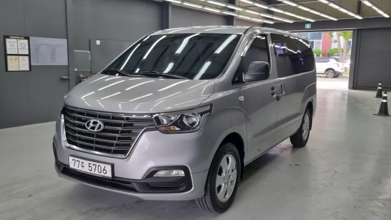 Hyundai Grand Starex