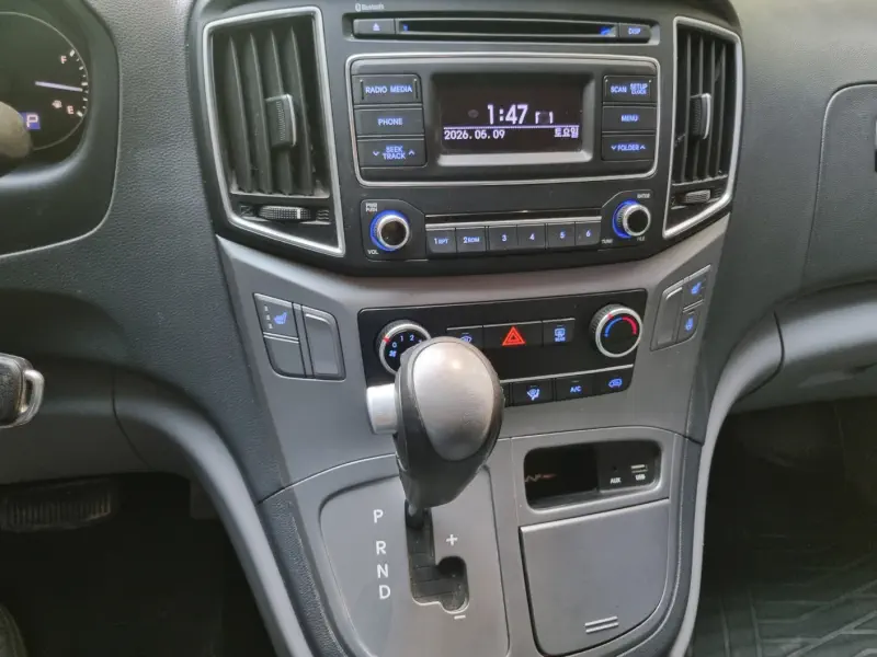 Hyundai Grand Starex