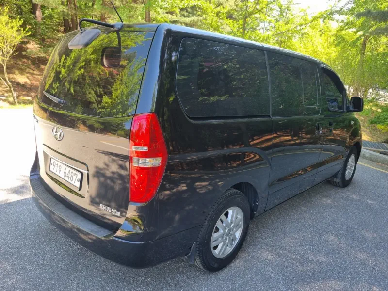 Hyundai Grand Starex