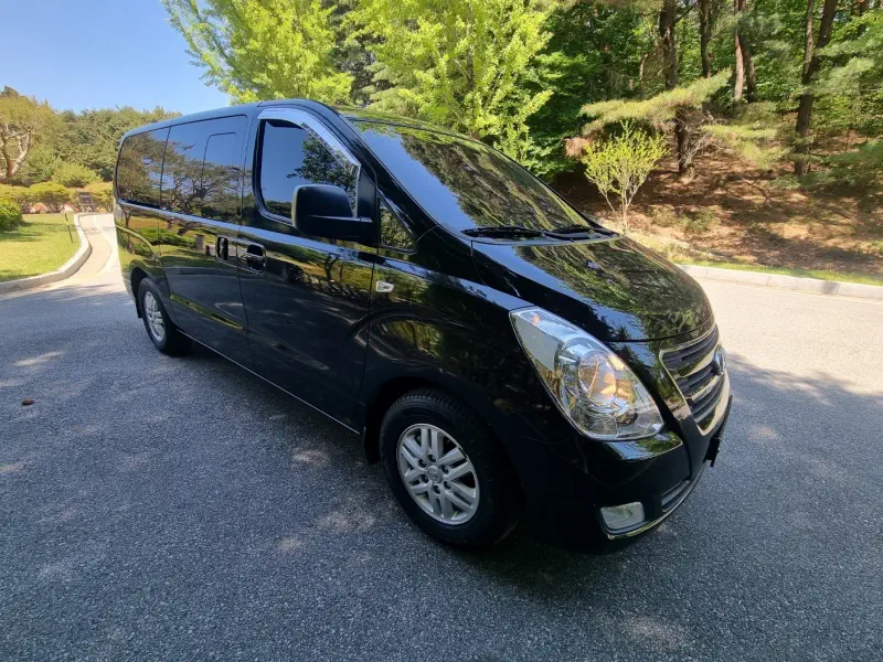 Hyundai Grand Starex