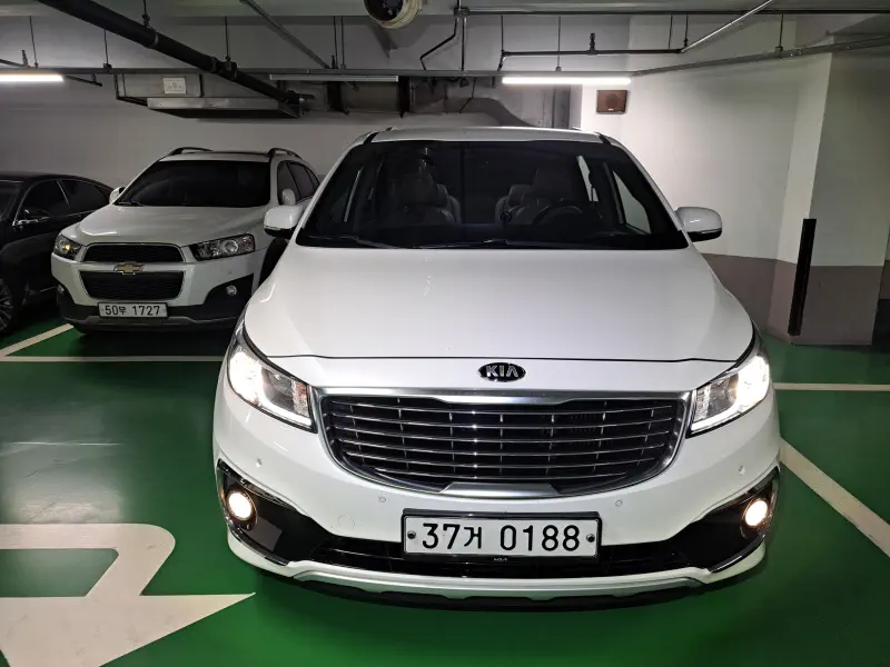 Kia Carnival