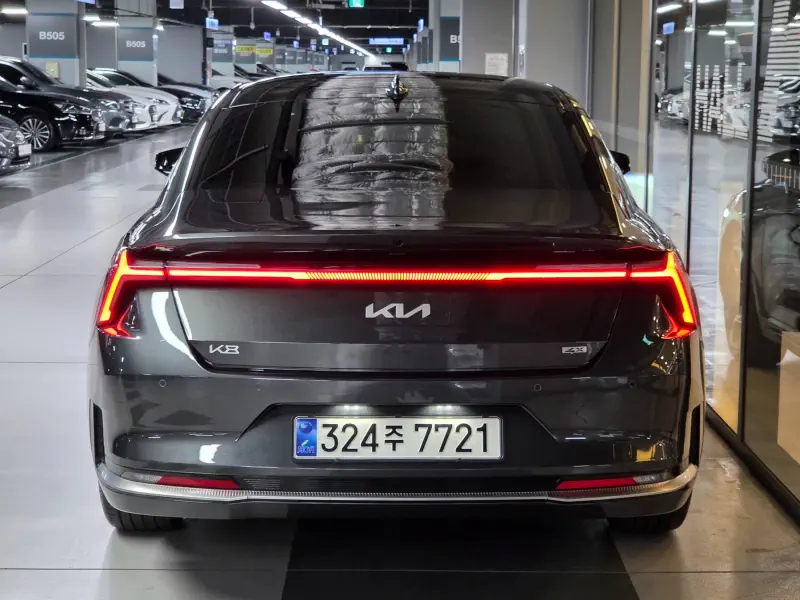 Kia K8