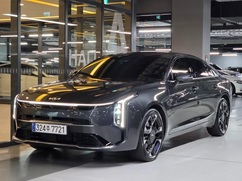 Kia K8