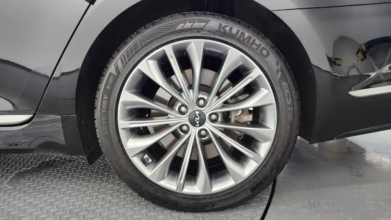 Kia K9