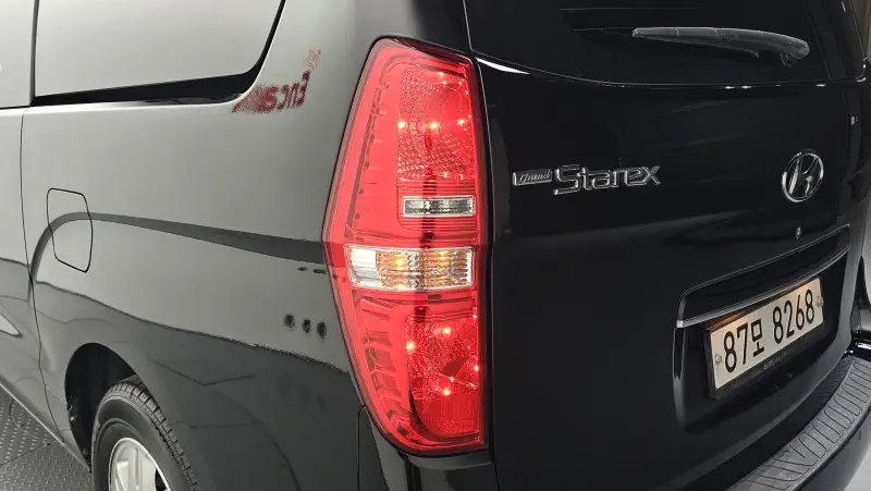 Hyundai Grand Starex