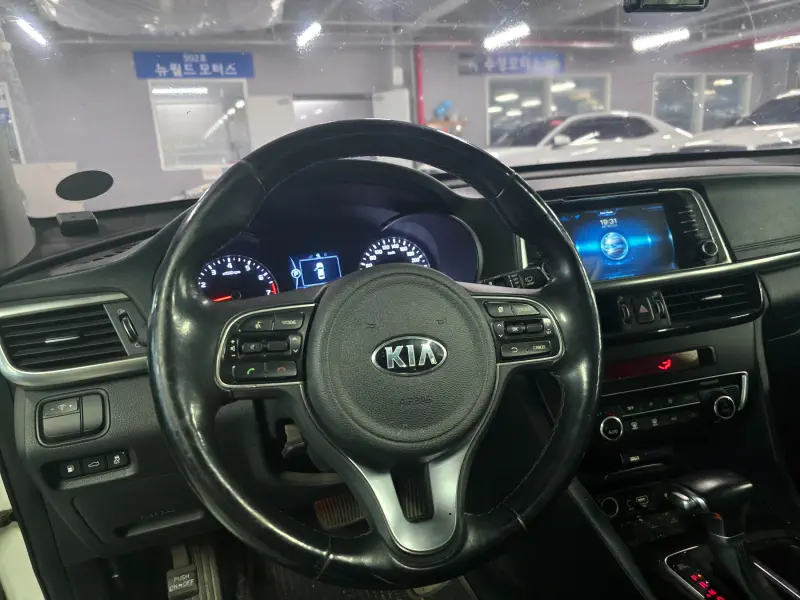 Kia K5