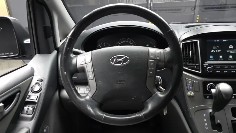 Hyundai Grand Starex