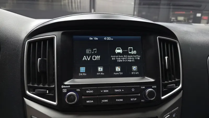Hyundai Grand Starex