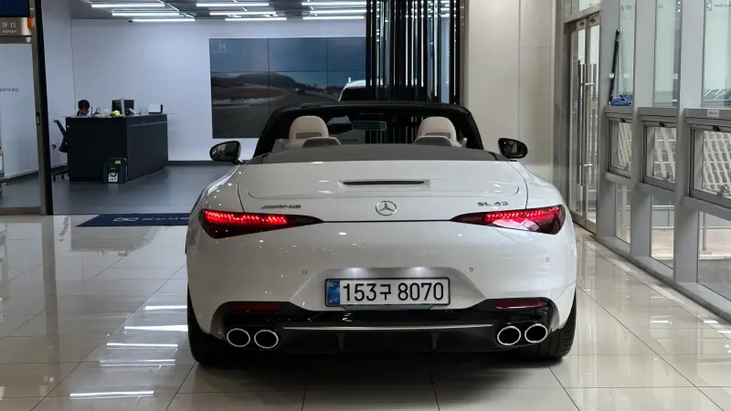 Mercedes-Benz SL-Class