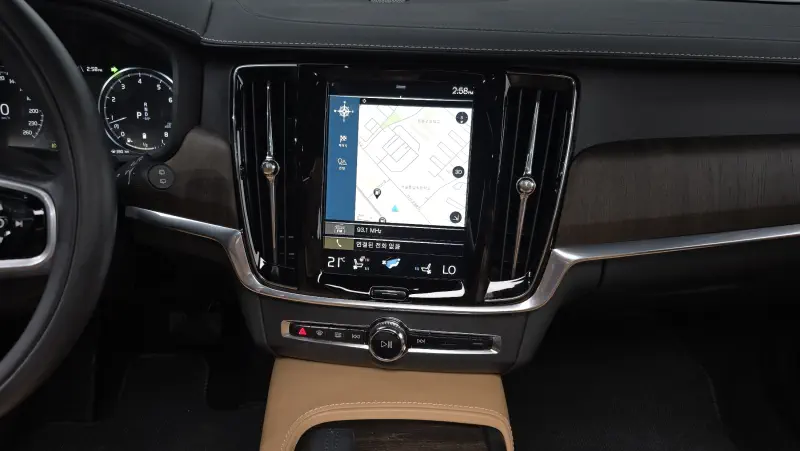 Volvo V90
