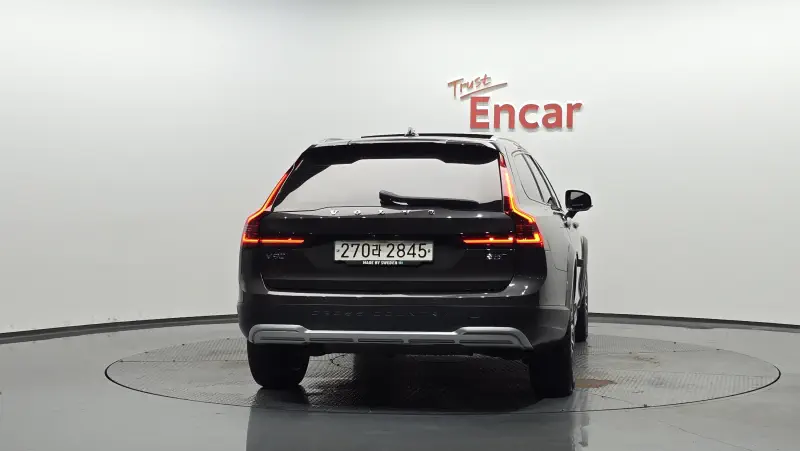 Volvo V90