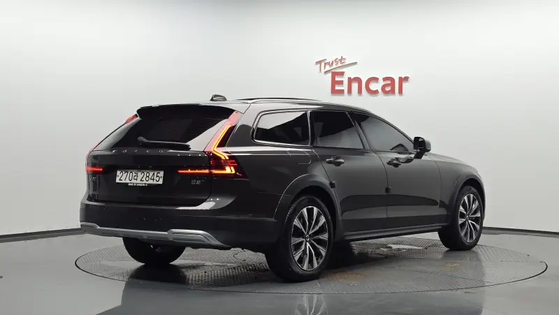 Volvo V90