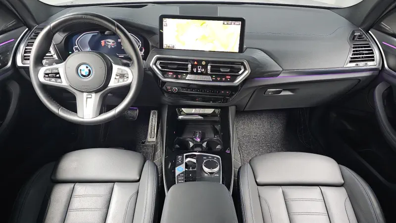 BMW iX3