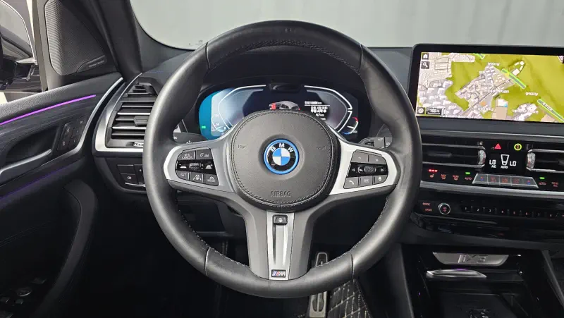 BMW iX3