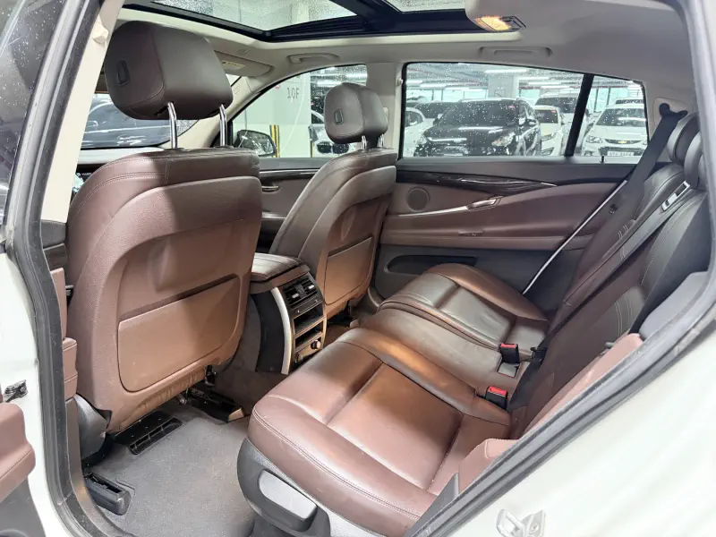 BMW 5-Series Gran Turismo