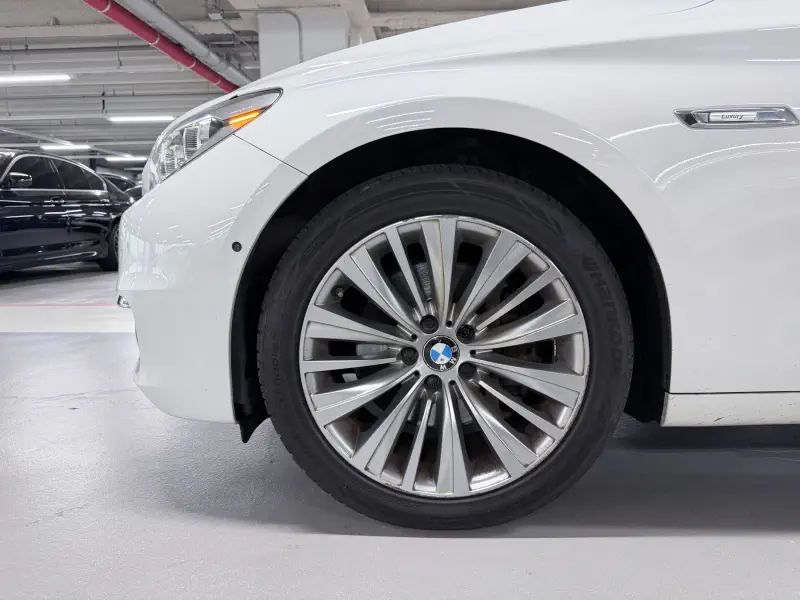 BMW 5-Series Gran Turismo