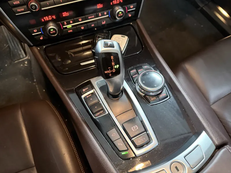 BMW 5-Series Gran Turismo