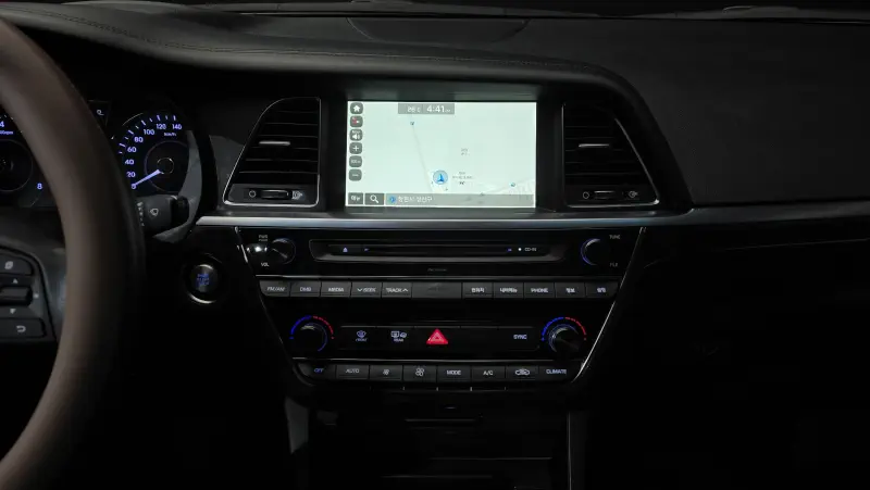 Hyundai Aslan