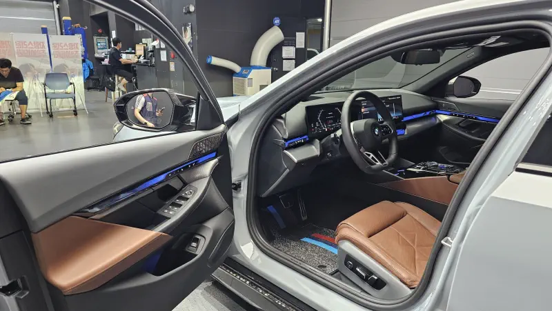 BMW 5-Series