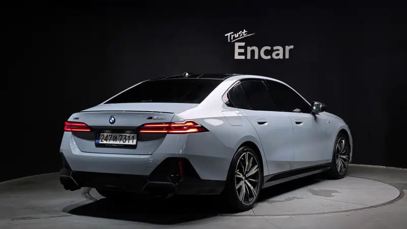 BMW 5-Series