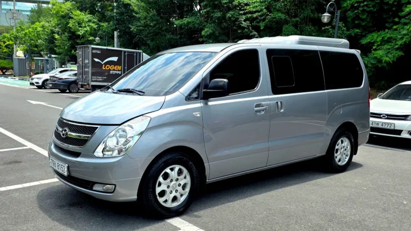 Hyundai Grand Starex
