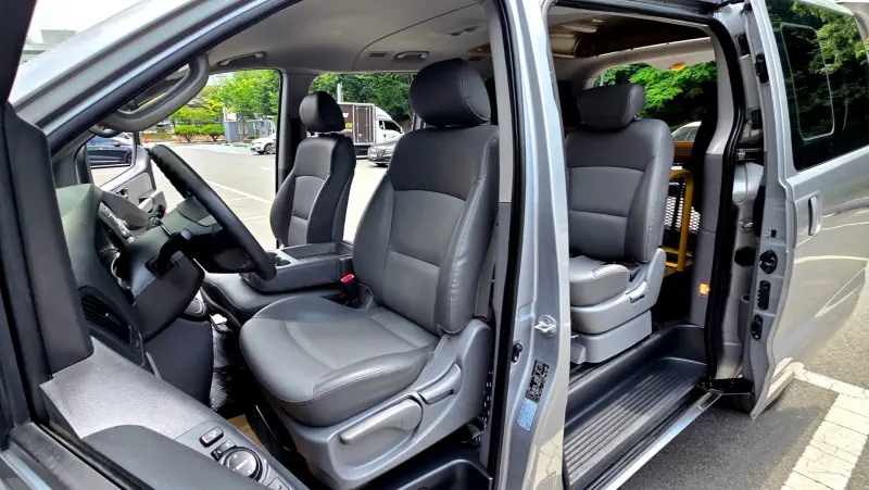 Hyundai Grand Starex