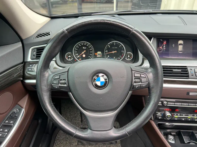 BMW 5-Series Gran Turismo